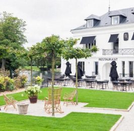La Soiree Criminelle Normandie, Restaurant Bel Ami exterior